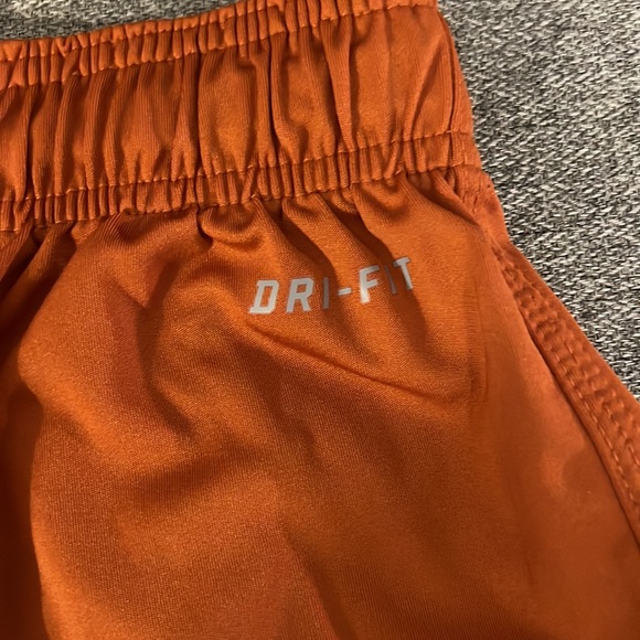Nike DriFit drawstring shorts Longhorns XXL men’s - Picture 3 of 7